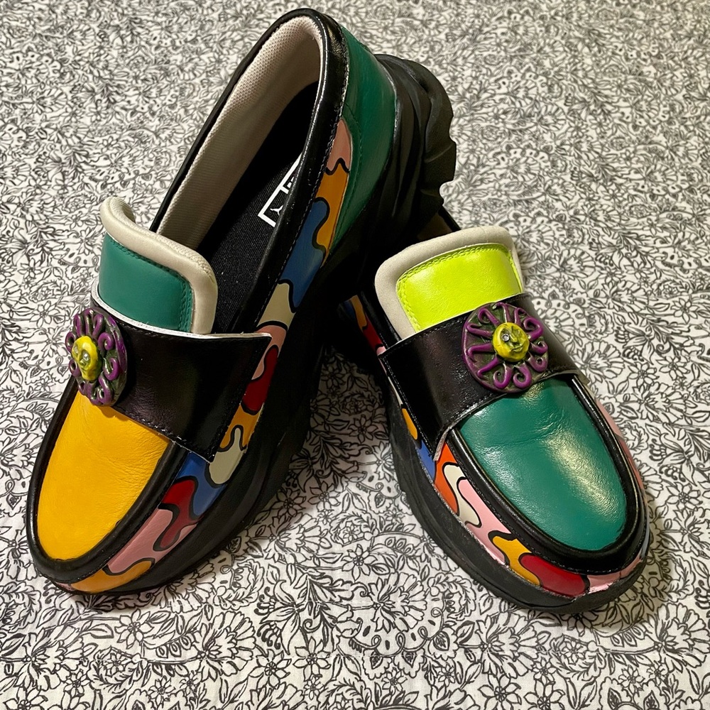 Vibrant Multicolor Women’s 9.5 Athleasure Shoes